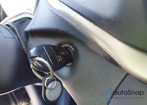 2015 Jeep Cherokee Latitude из США, поврежденный, VIN 1C4PJMCB6FW745390